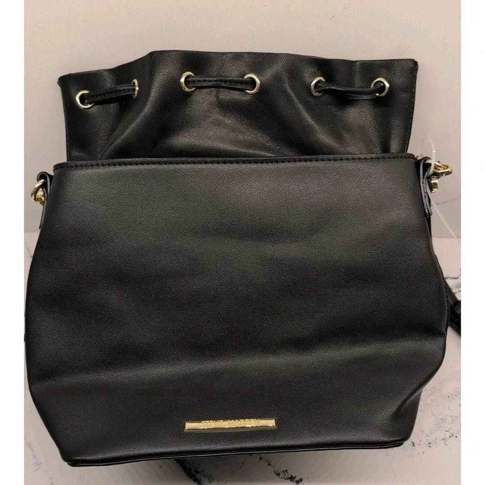 STEVE MADDEN BDaniela‎ faux-leather black bucket bag NWT