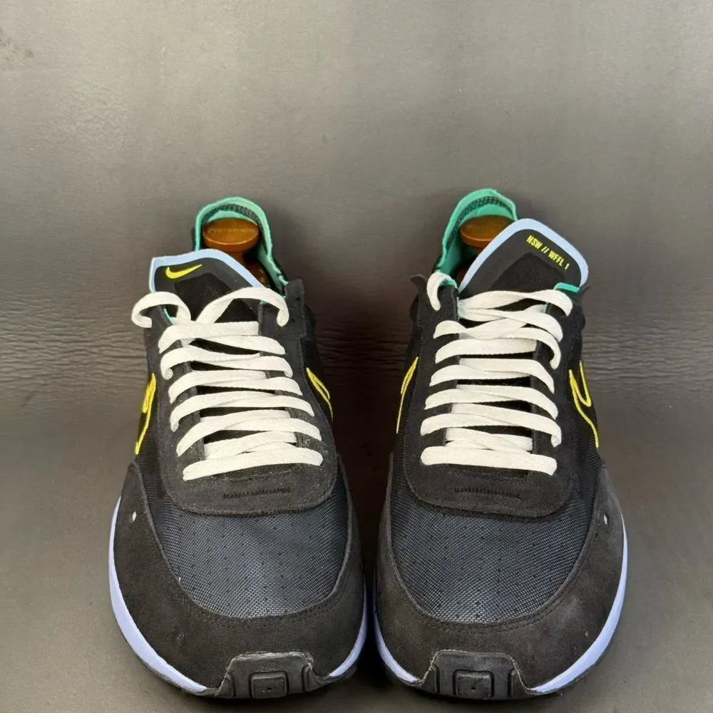 Nike gently used