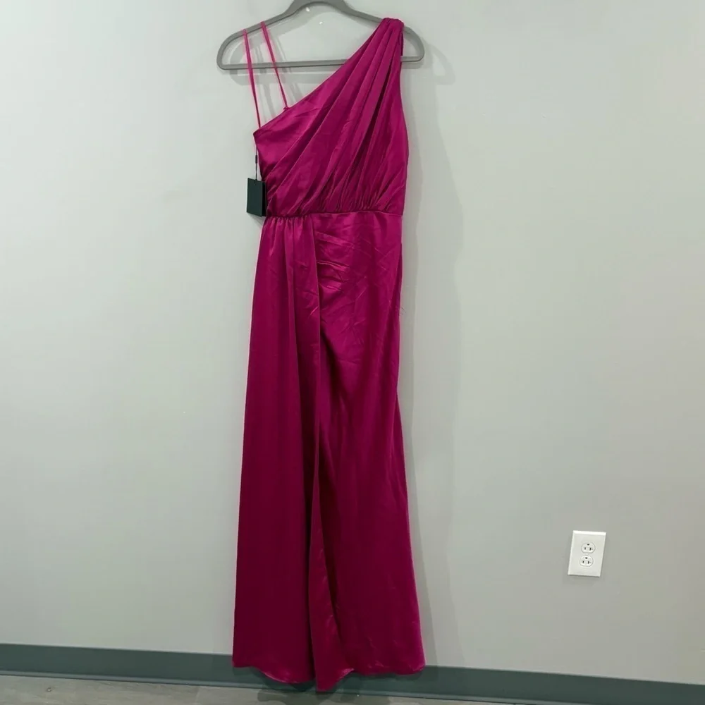 Mac Duggal nwt mac