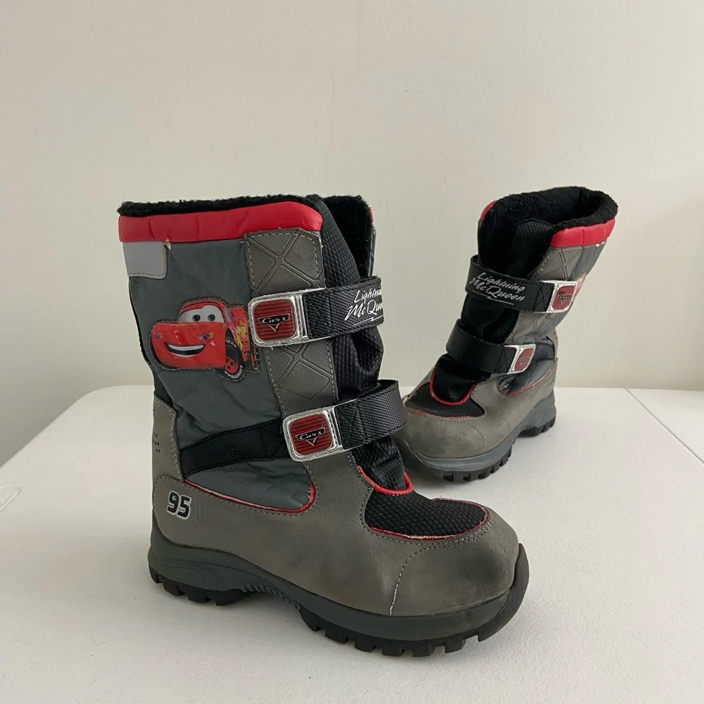 Cars Boy’s lightning McQueen insulated Velcro snow boots size‎ 3