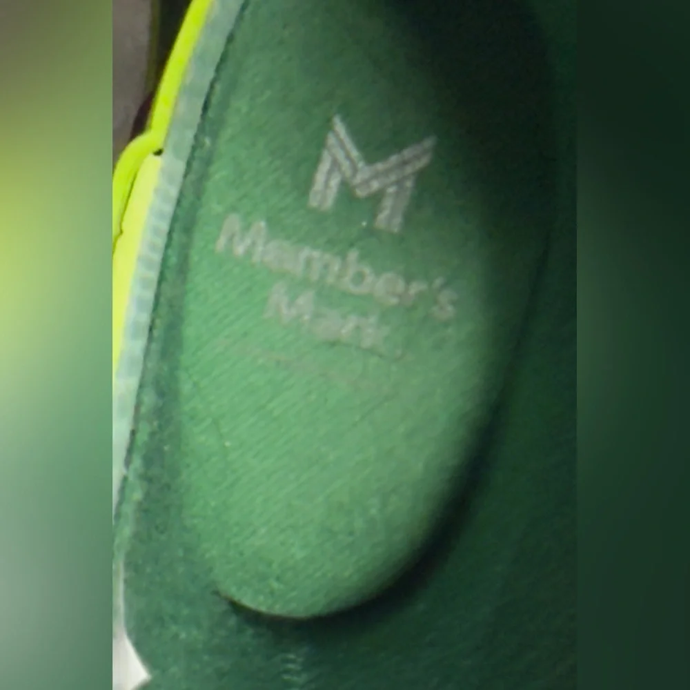 menbers mark pretty adorable