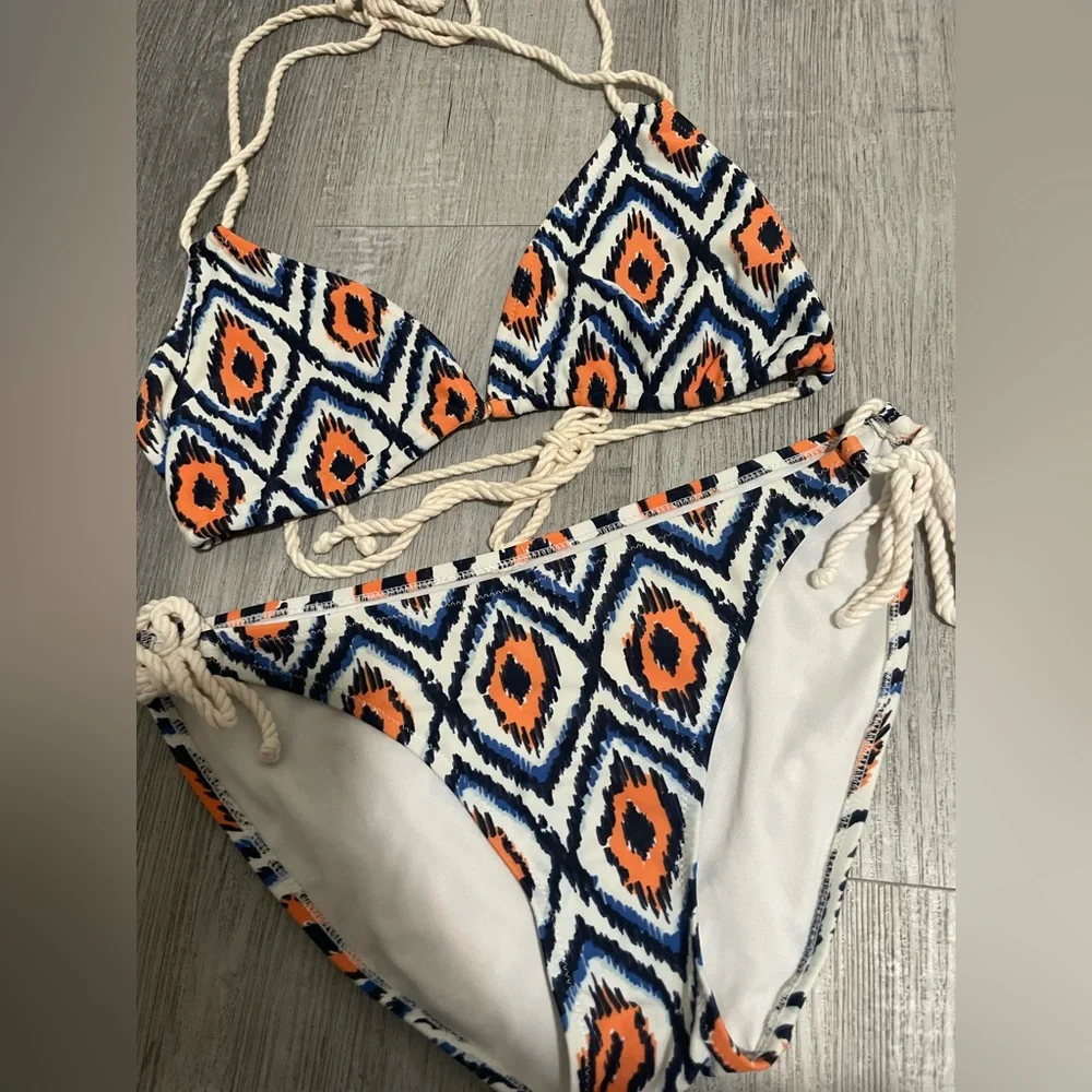 American Eagle Outfitters excellent used