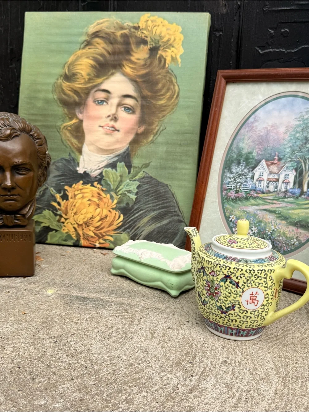 N/A elegant vintage