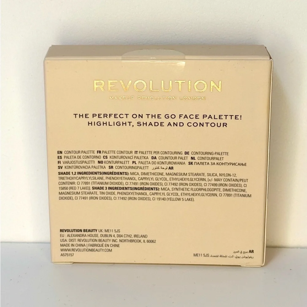 Revolution Contour Powder Compact - Light