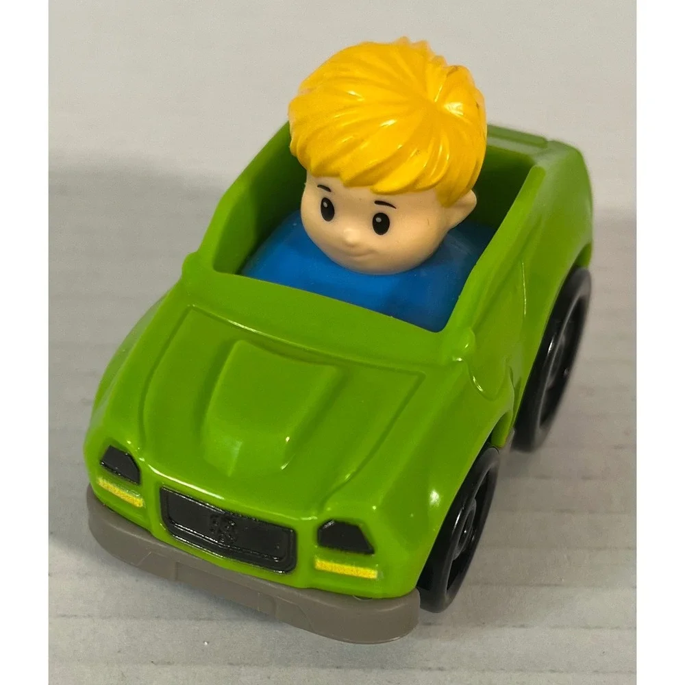 Fisher-Price Little People Wheelies Toddler OS Green Car Blonde Boy Driver DRL43