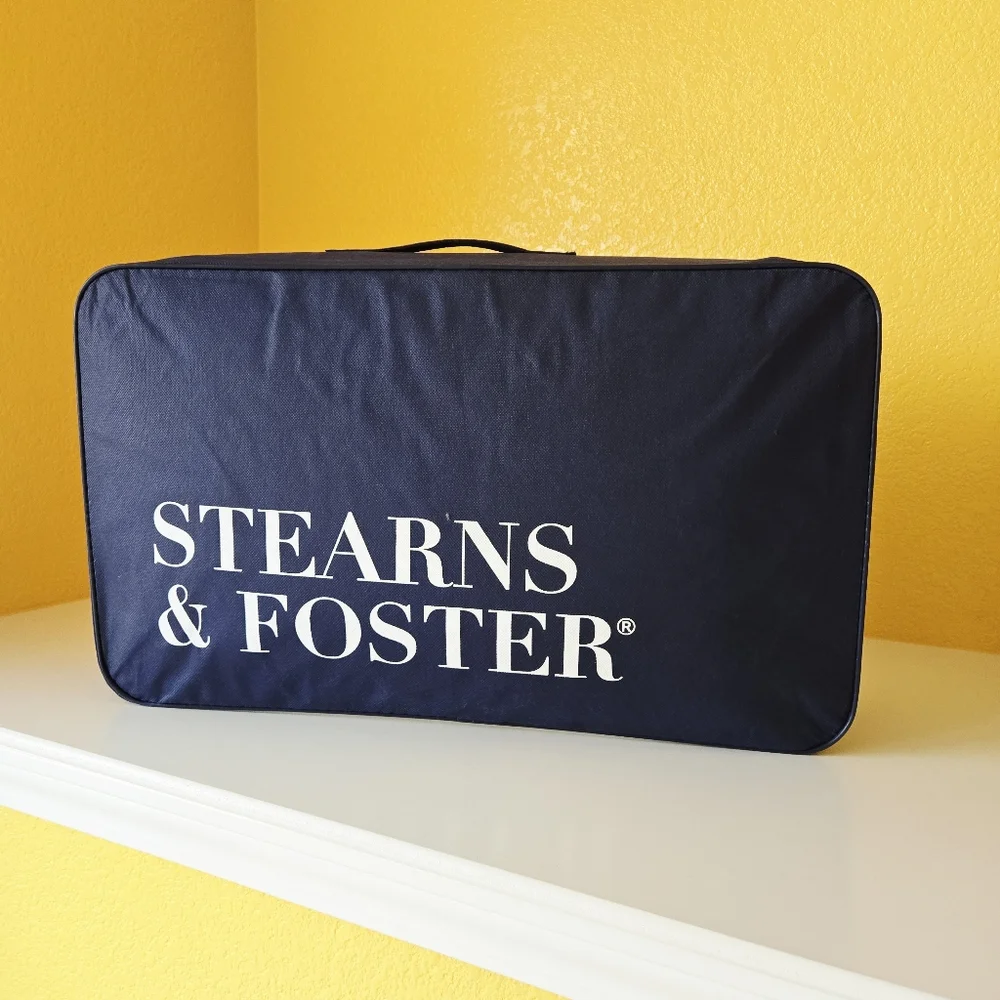 Stearns & Foster Luxurious 800 Fill Power White Goose Down Pillow Standard/Queen