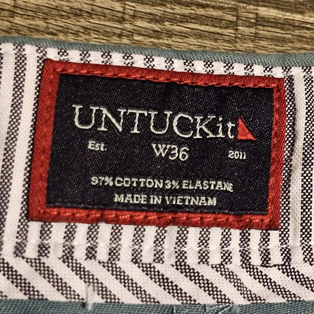 UNTUCKit look stylish