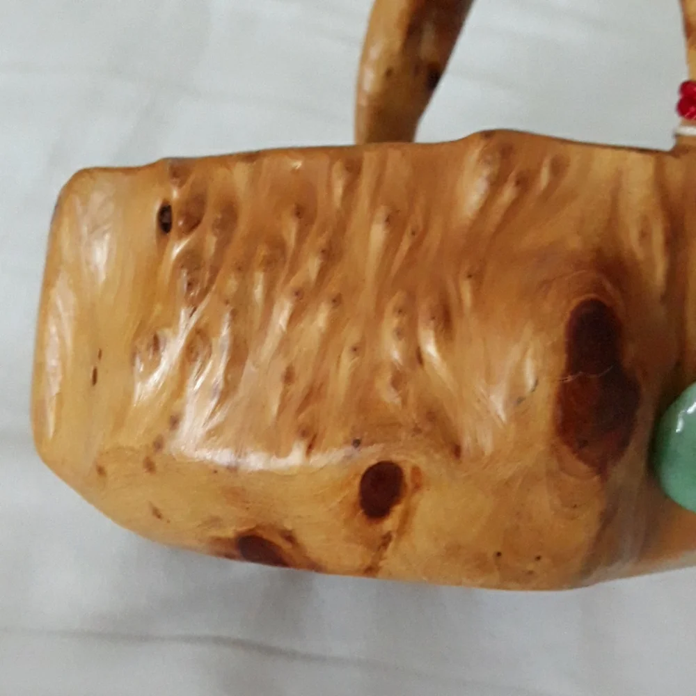 N/A appropriate carved colors