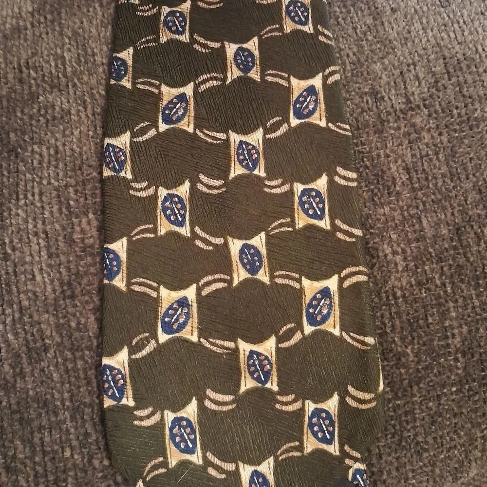 NWT Geoffrey Beene Imported Silk Tie