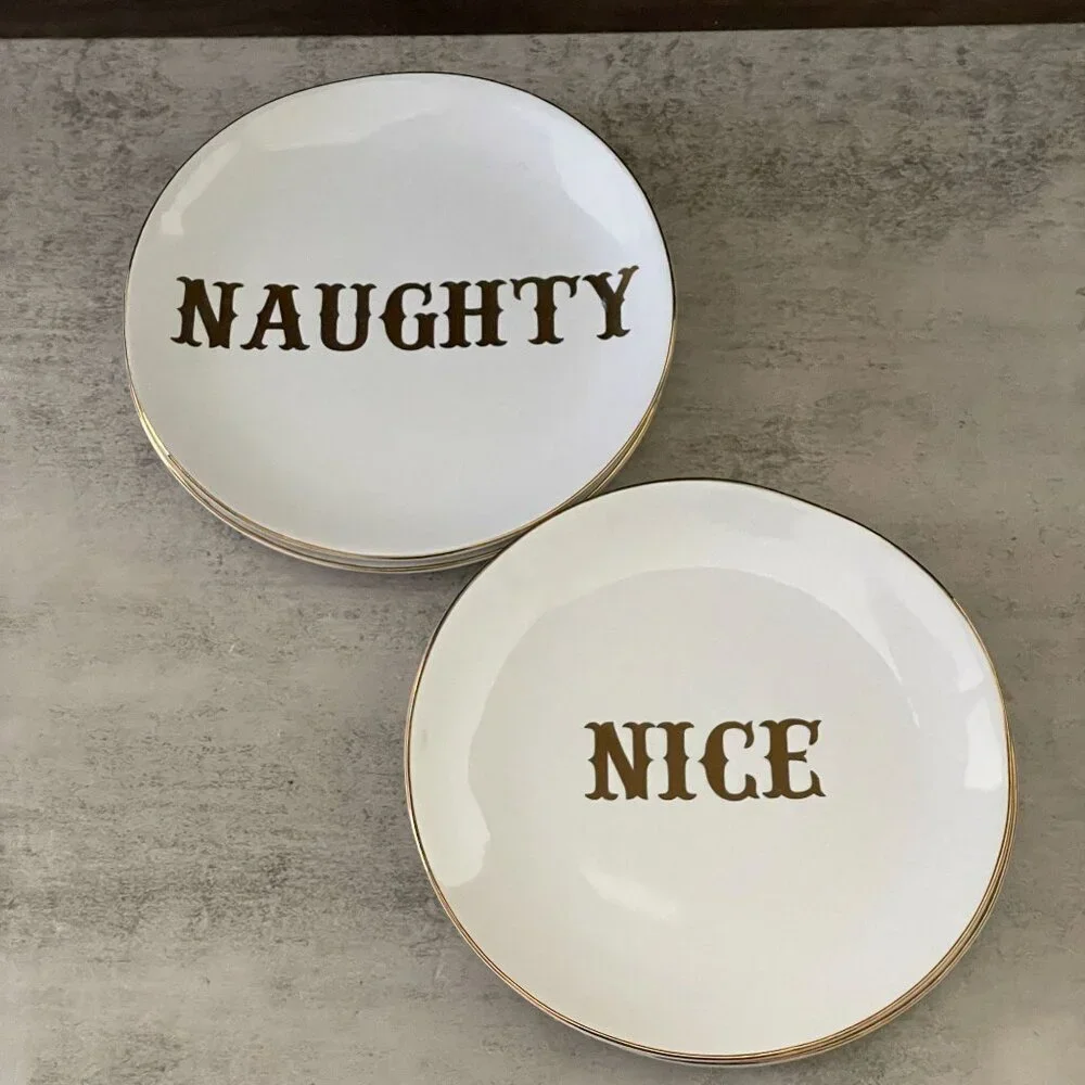 Pottery Barn NWOB Emily & Meritt Naughty Nice Four Dessert Salad Plates 6.5