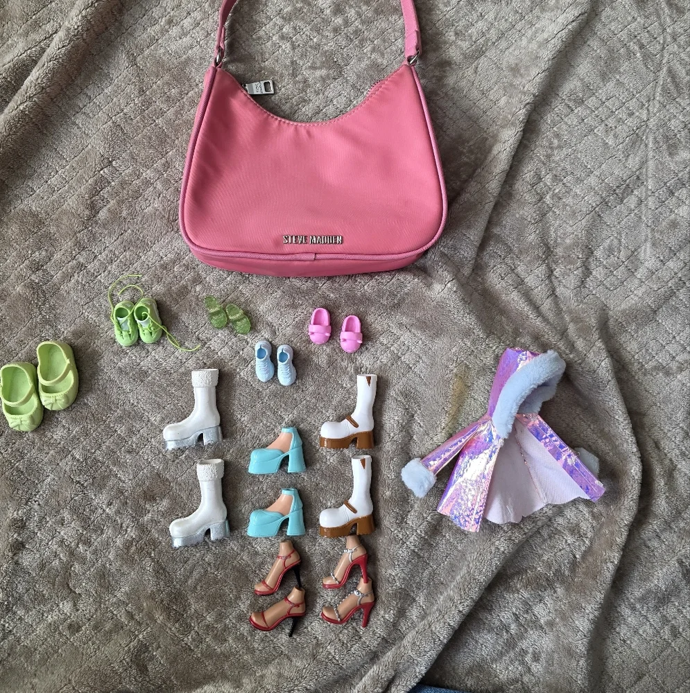 Steve Madden stylish pink