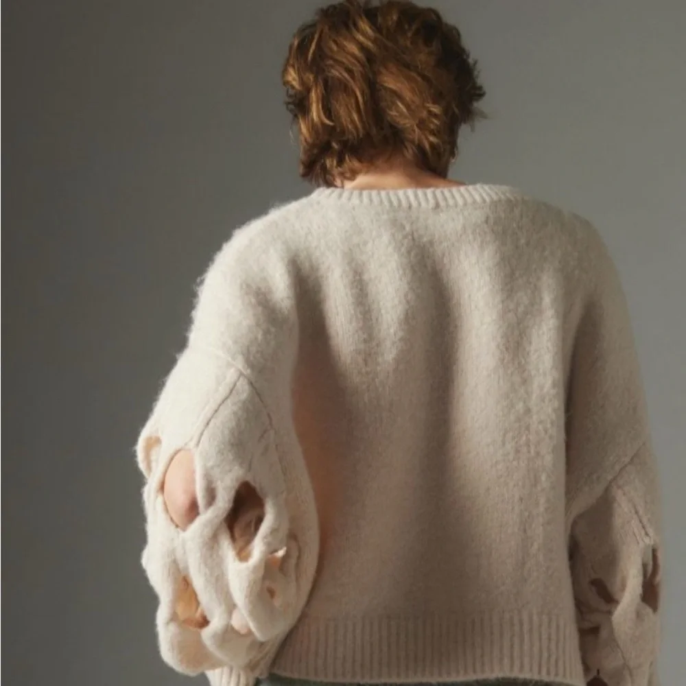 NWT Urban Outfitters | Silence + Noise Cream Cutout Sweater Sz S