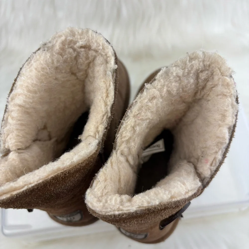 BearPaw stylish ankle