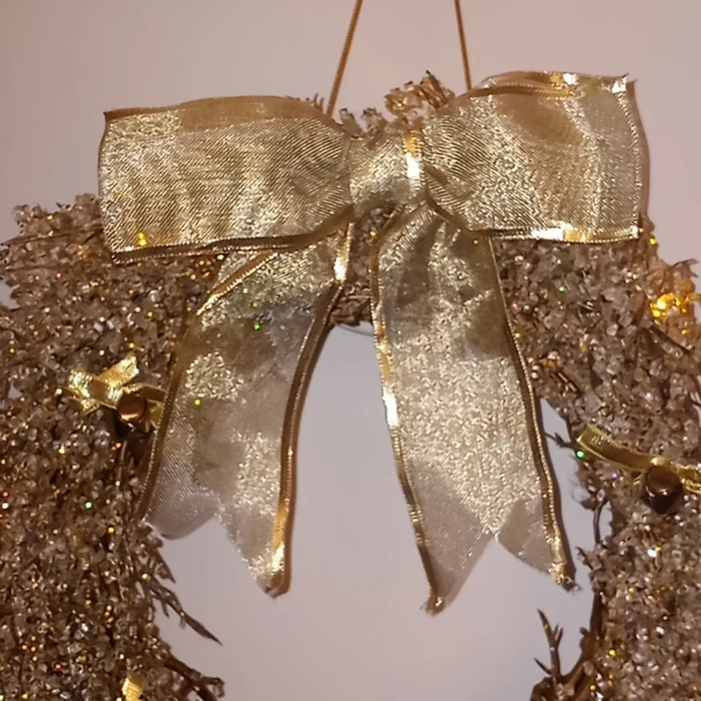 Vintage Avon Winter Ice Crystal Christmas Holiday Light Up Wreath 12