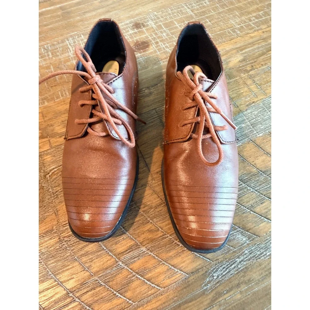 Kenneth Cole kenneth cole