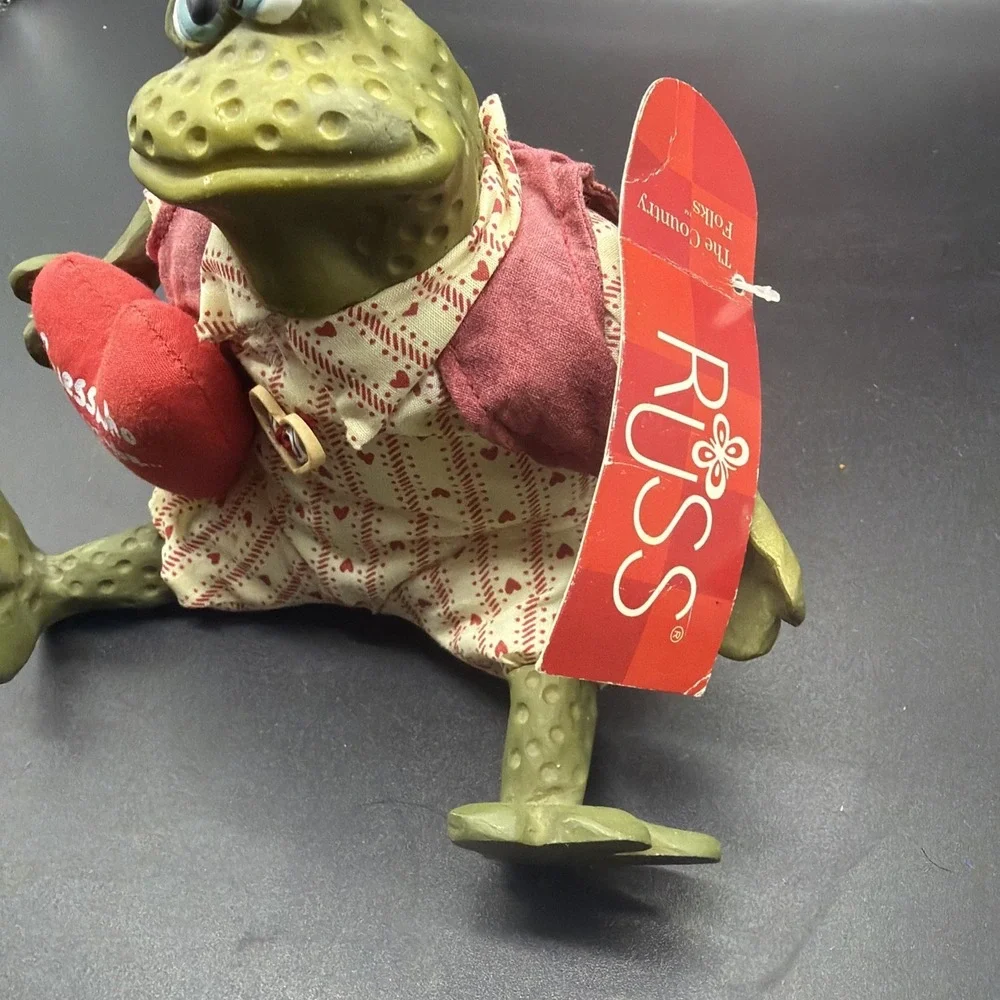 N/A valentino frog