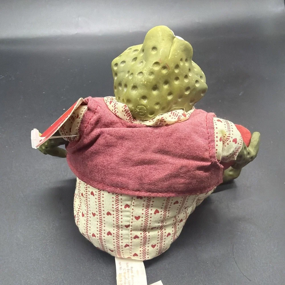 N/A valentino frog