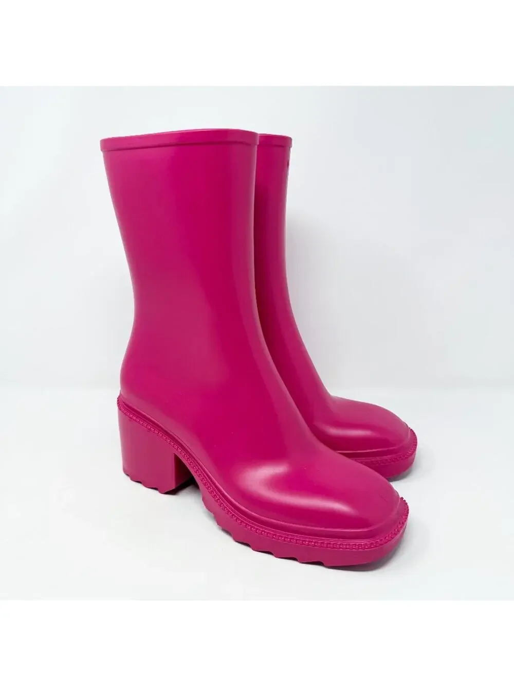 NWOB INC International Concepts Pink Square Toe Block Heel Rain Boots Size 8