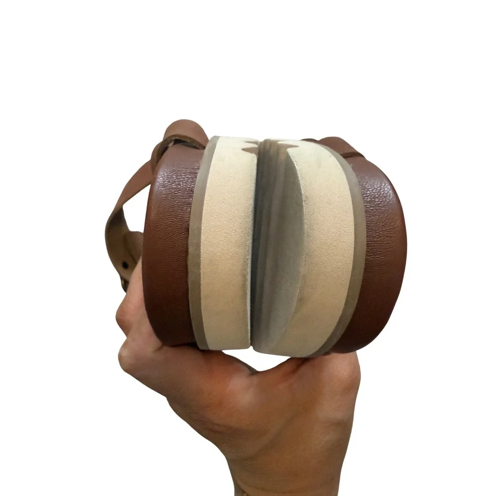 Jambu these brown