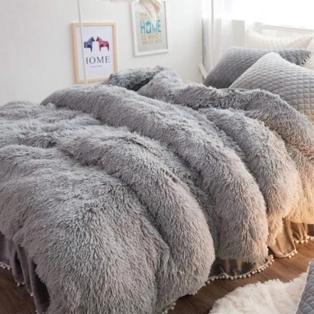 🎀Gray Velvet Faux Fur Duvet Cover Zipper New🎀