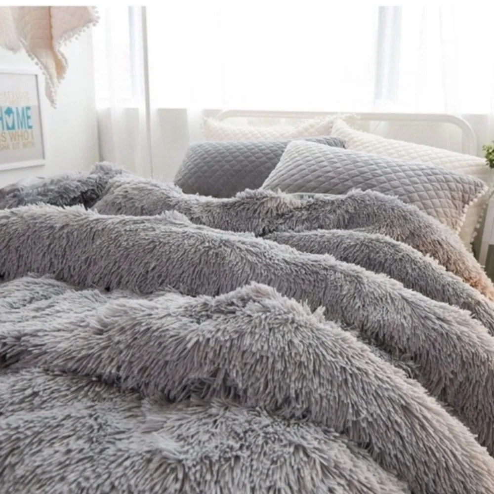 Think Vintage Online gray velvet