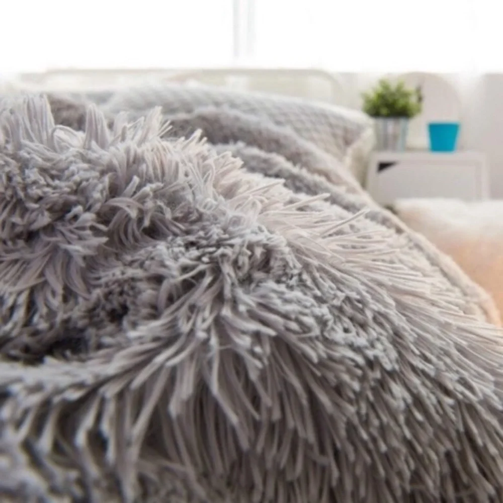 Think Vintage Online gray velvet