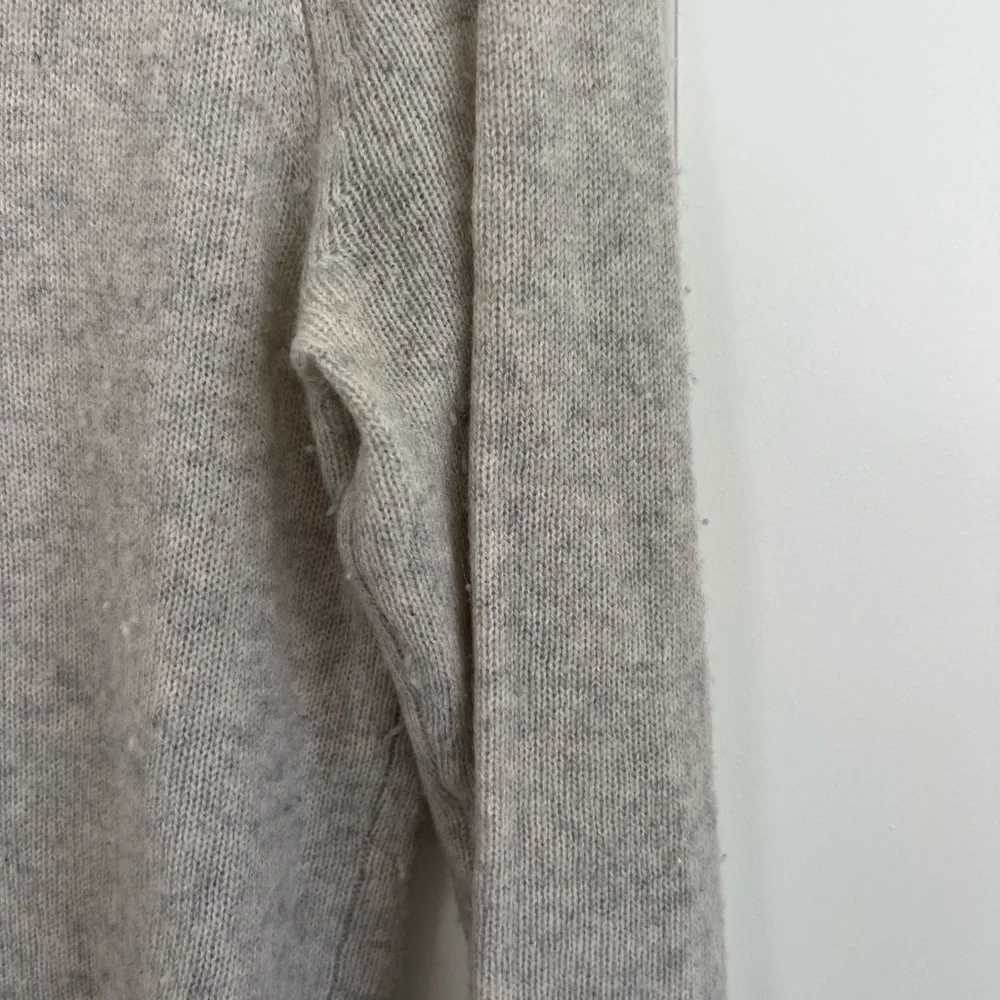 J.Crew Light Gray Wool Cashmere Lightweight Crewneck Sweater Small Classic Knit