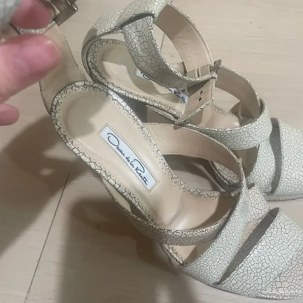 Oscar de la Renta cracked leather