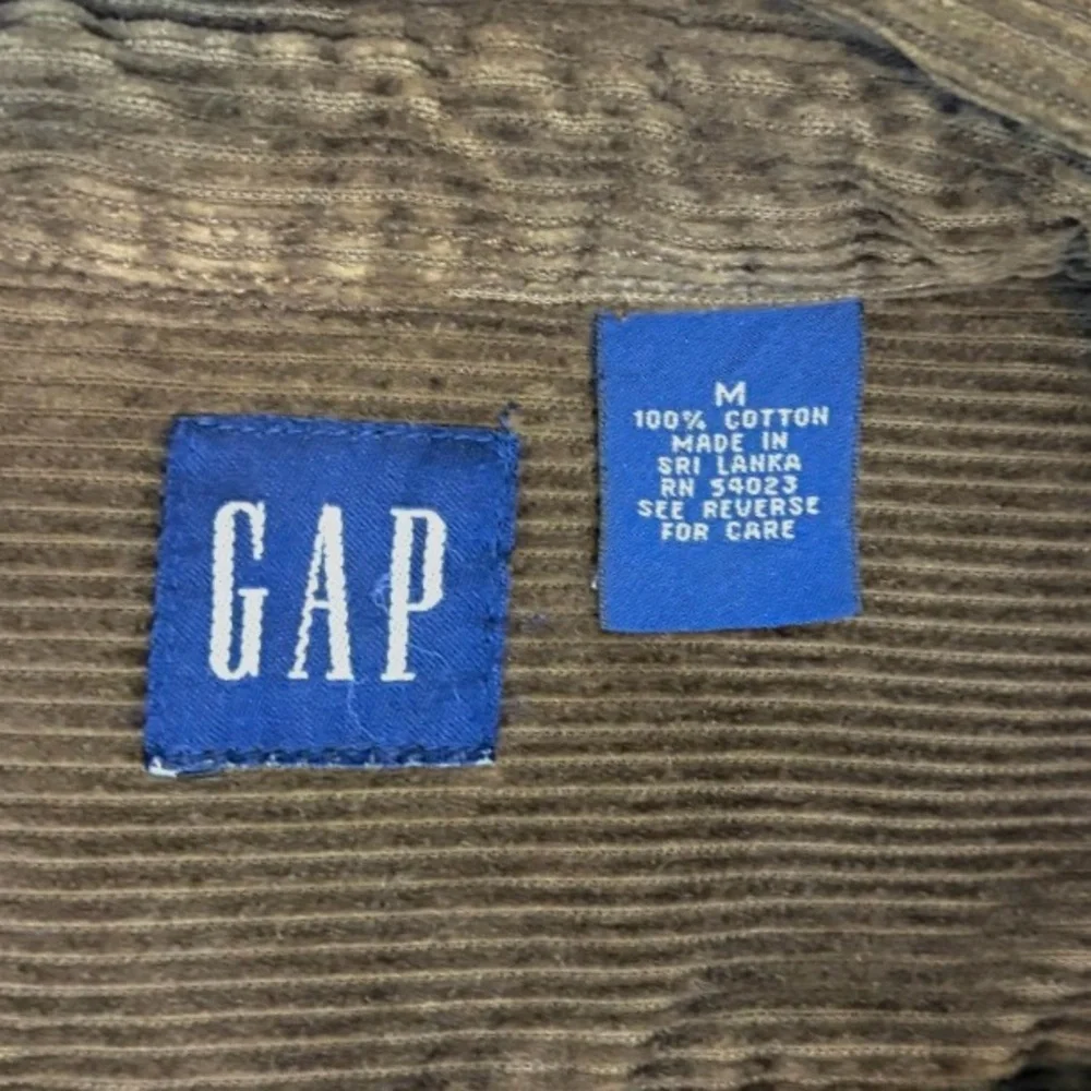 GAP 24 cosmetic layered