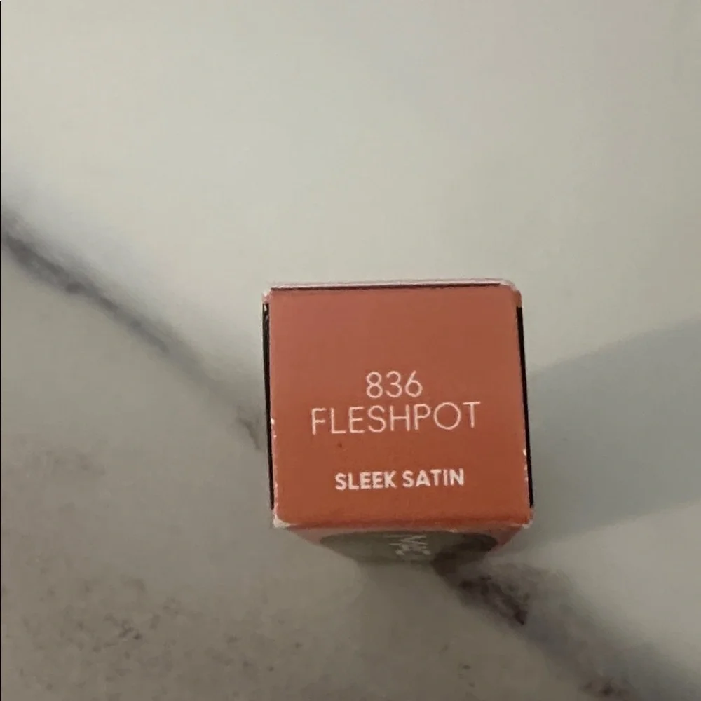 MAC Cosmetics brand new