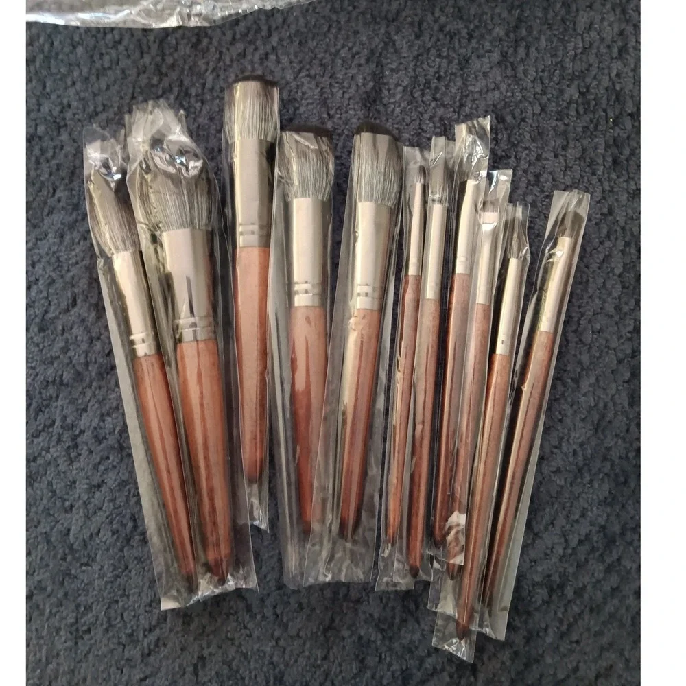12 Piece Professional‎ Makeup Brush Set Wooden Handles Synthetic Bristles Brown
