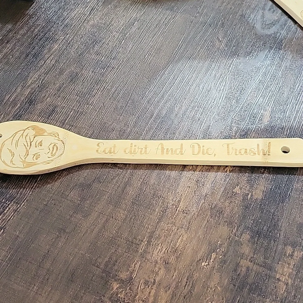 N/A charming wooden