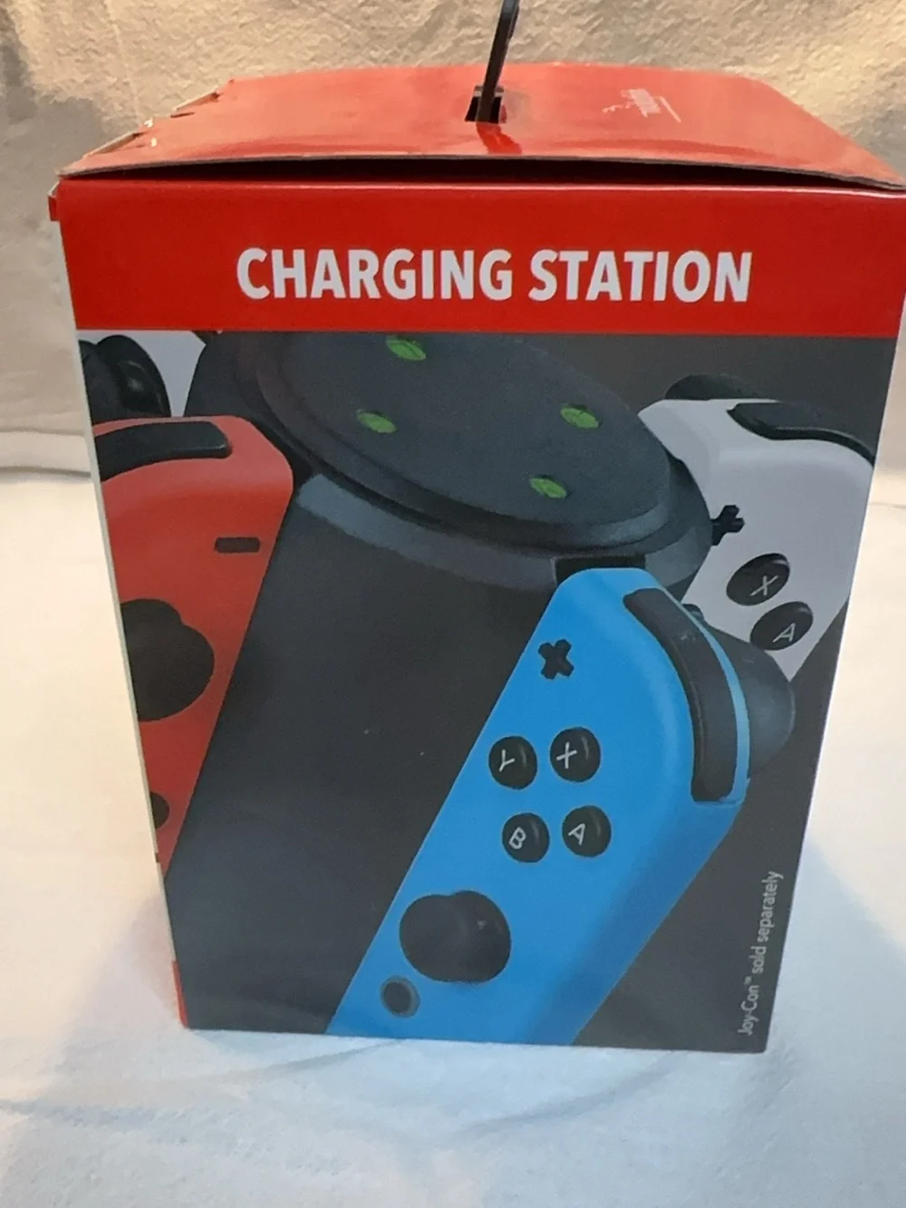 rocketfish charging station