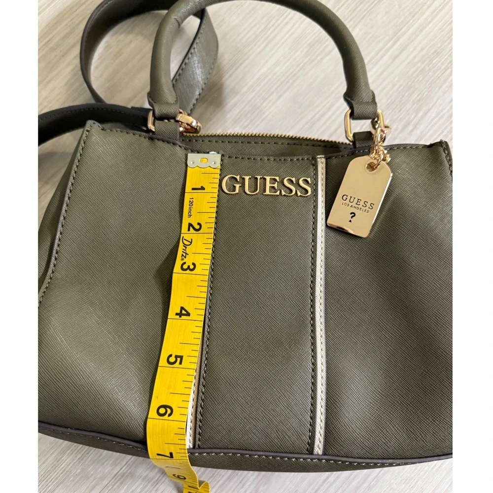 Guess los angeles