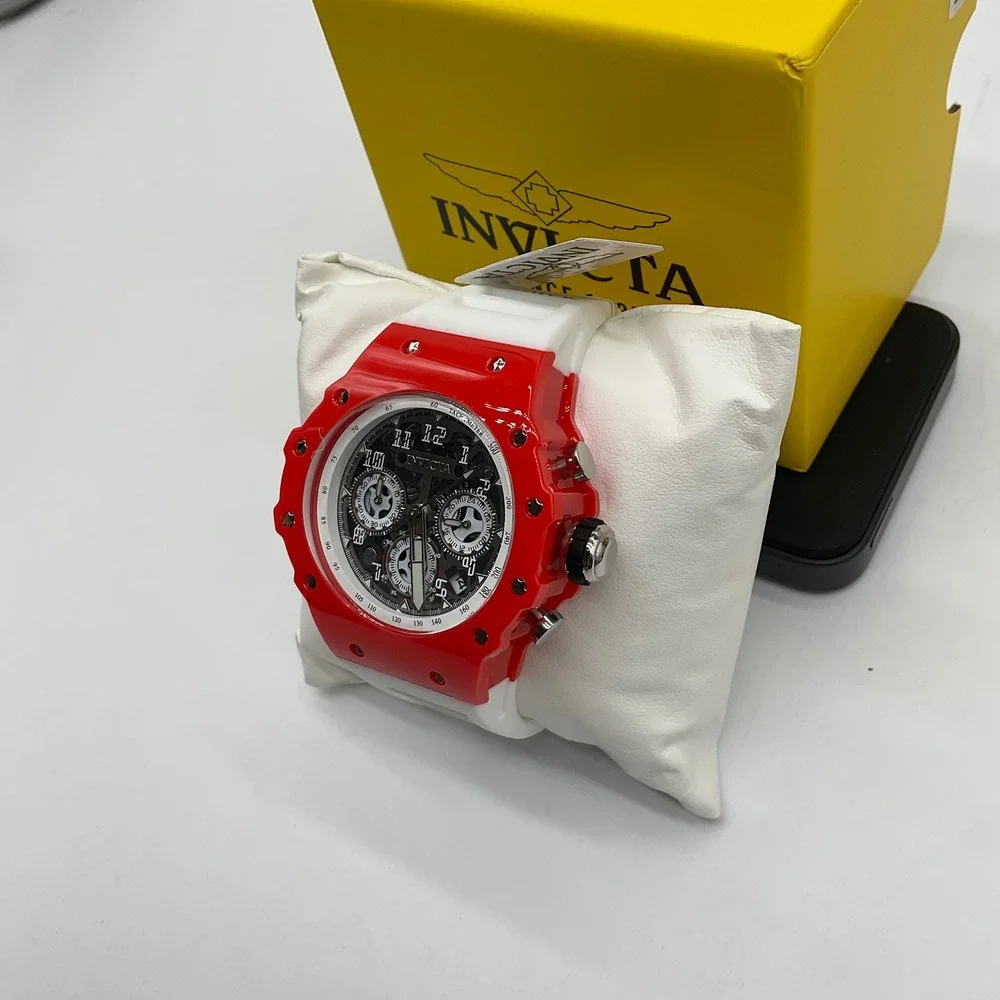 Invicta red combines box