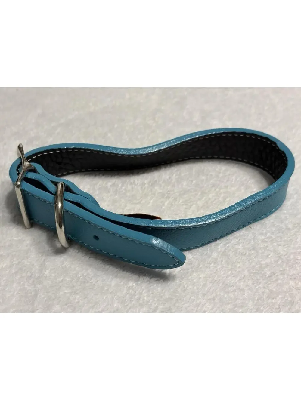 N/A auburn turquoise