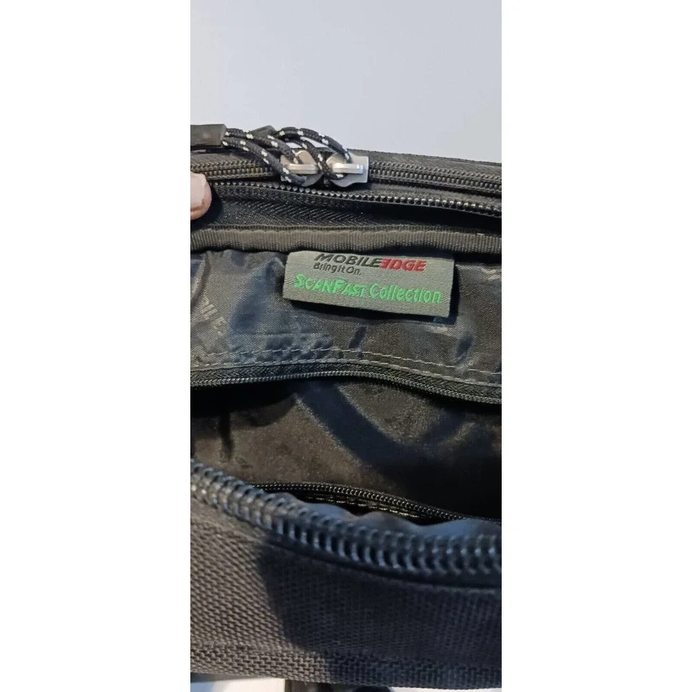 Mobile Edge Bring It On Scan‎ Fast Corporate Laptop Briefcase Black 15.4