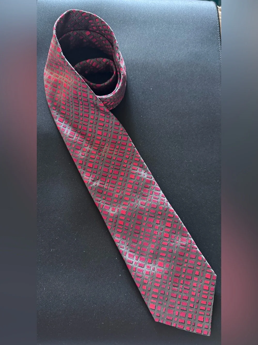 D’este sophisticated geometric