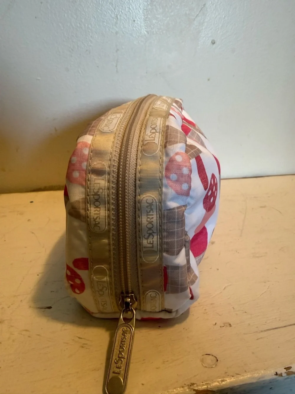Lesportsac Cream Cosmetic Pouch with Coral & Taupe Ice Cream Print