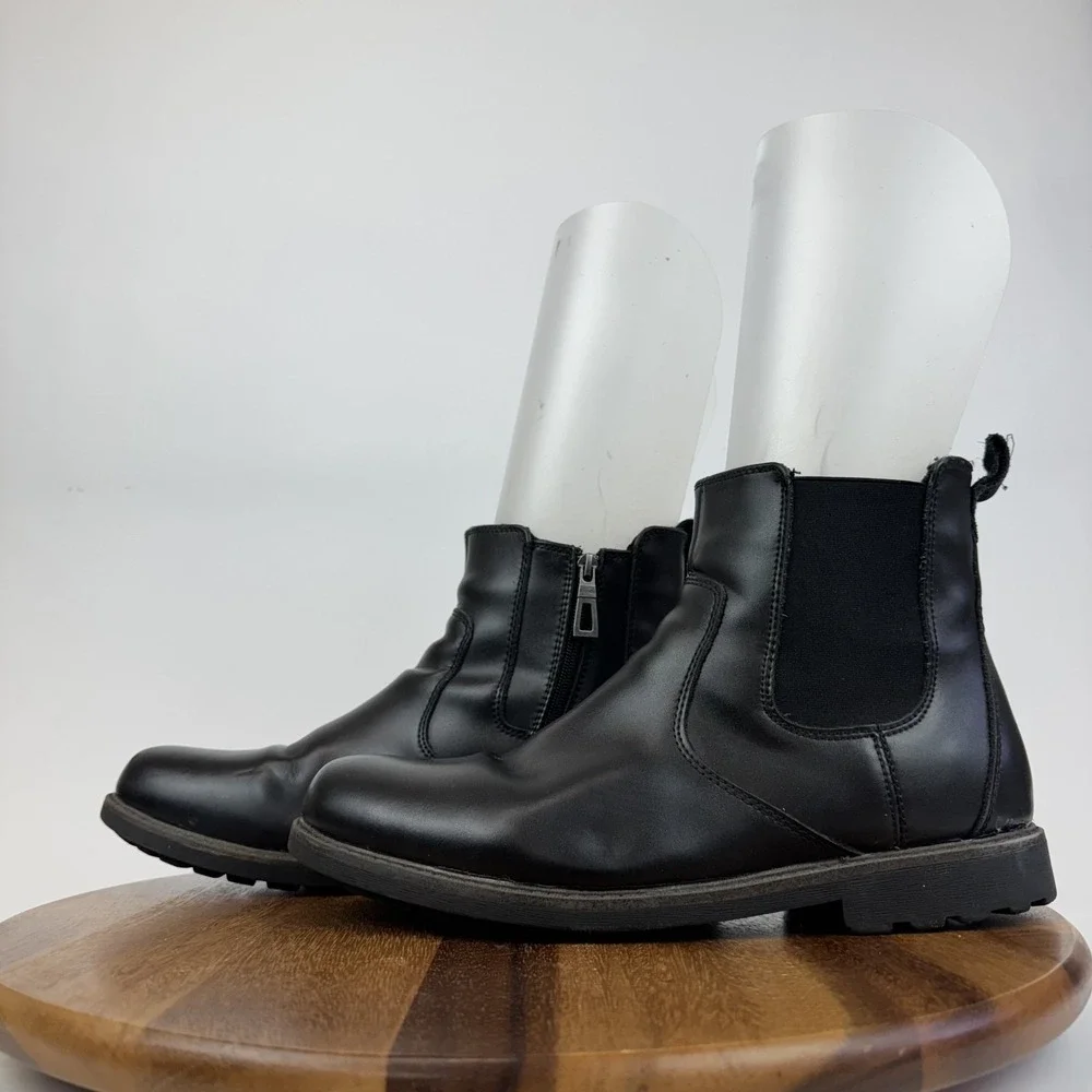 Blondo size 10