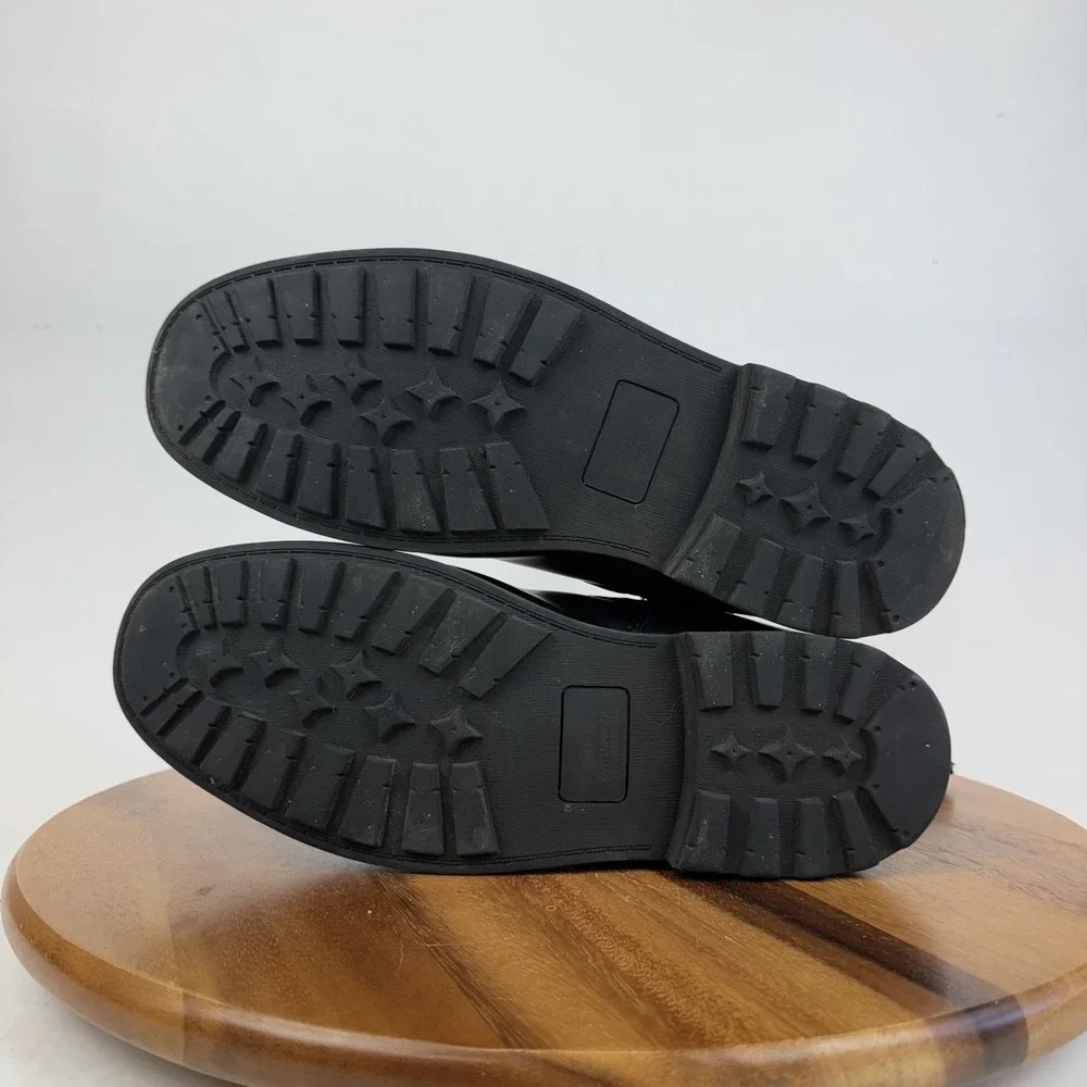 Blondo size 10