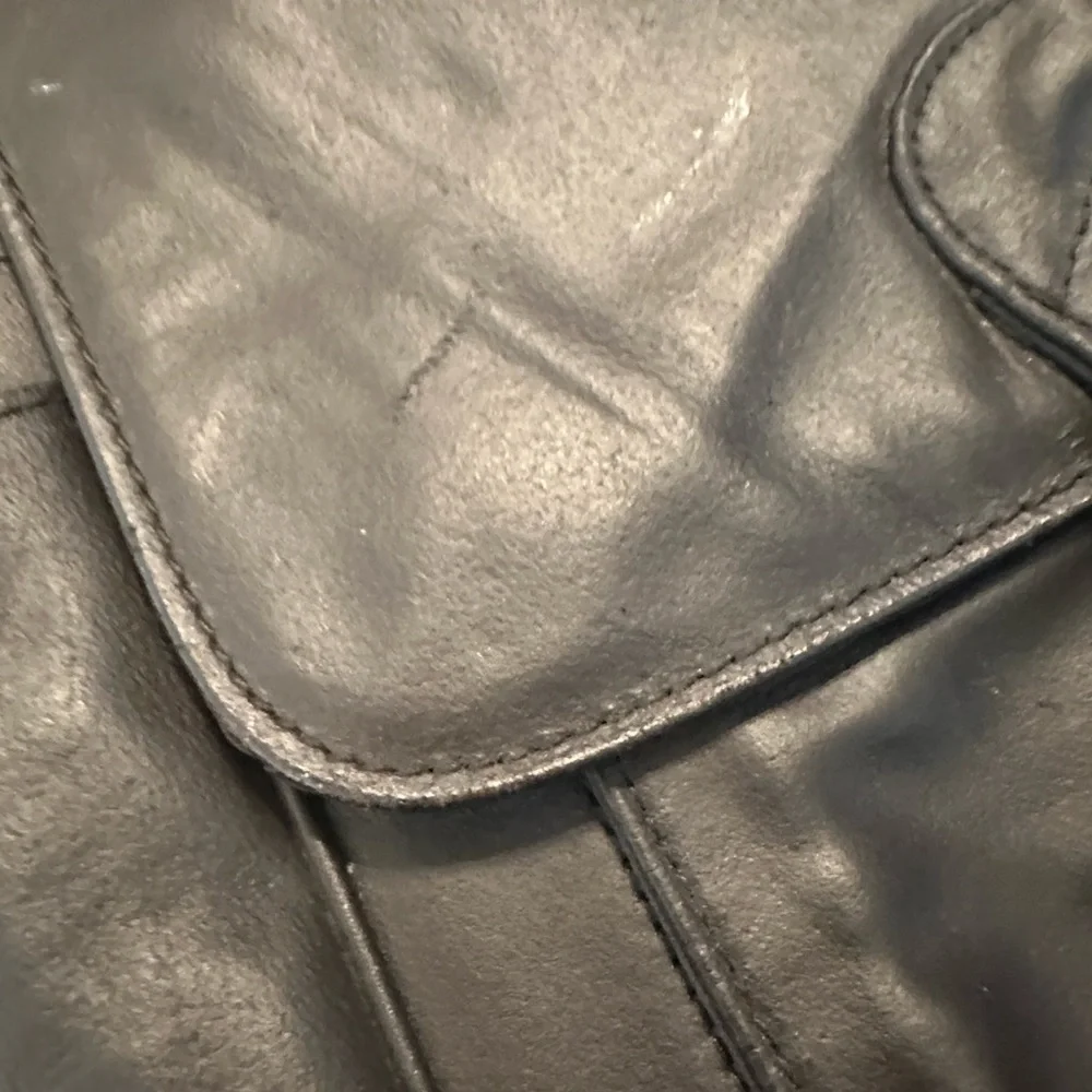Wilsons Leather clutch does