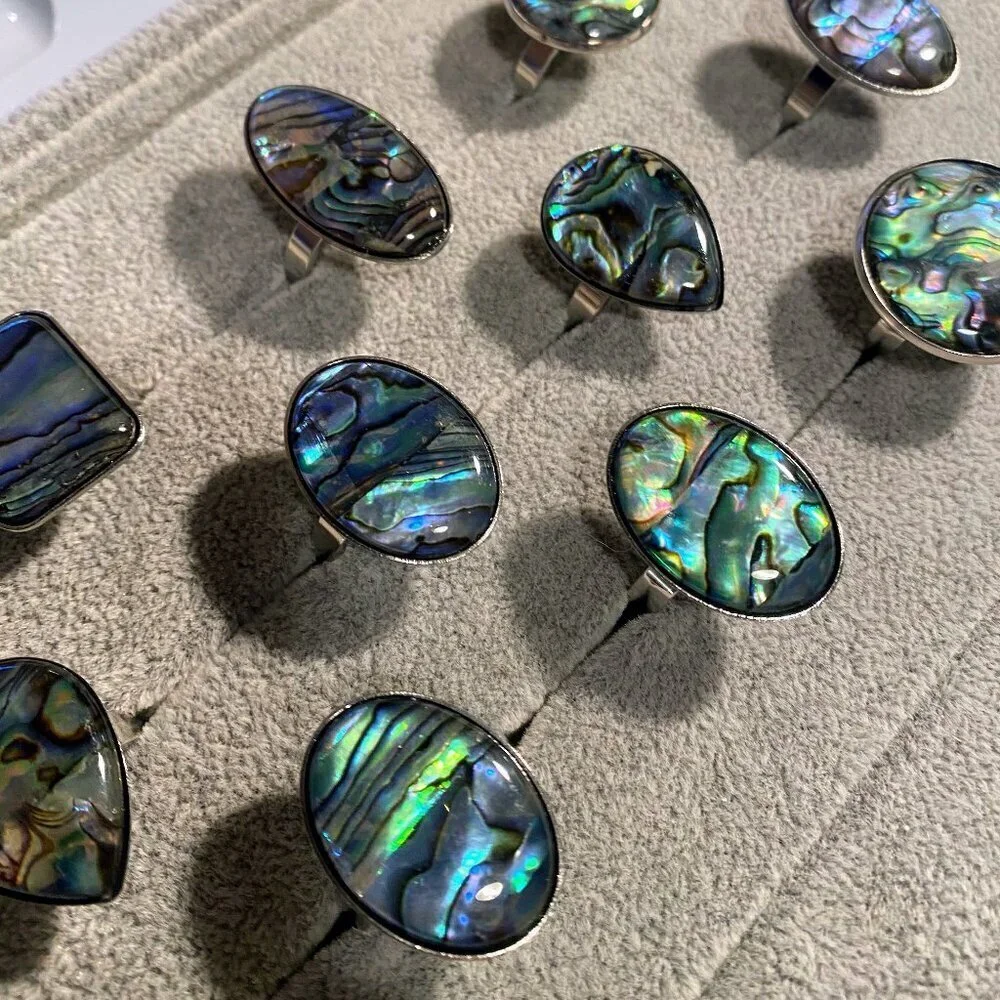 Reef make ring shimmers