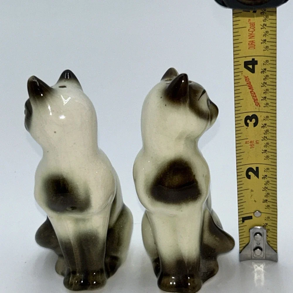 Kitschy Vtg Japan Kitty Cat Siamese Salt Pepper Shakers Icy Blue Rhinestone Eye