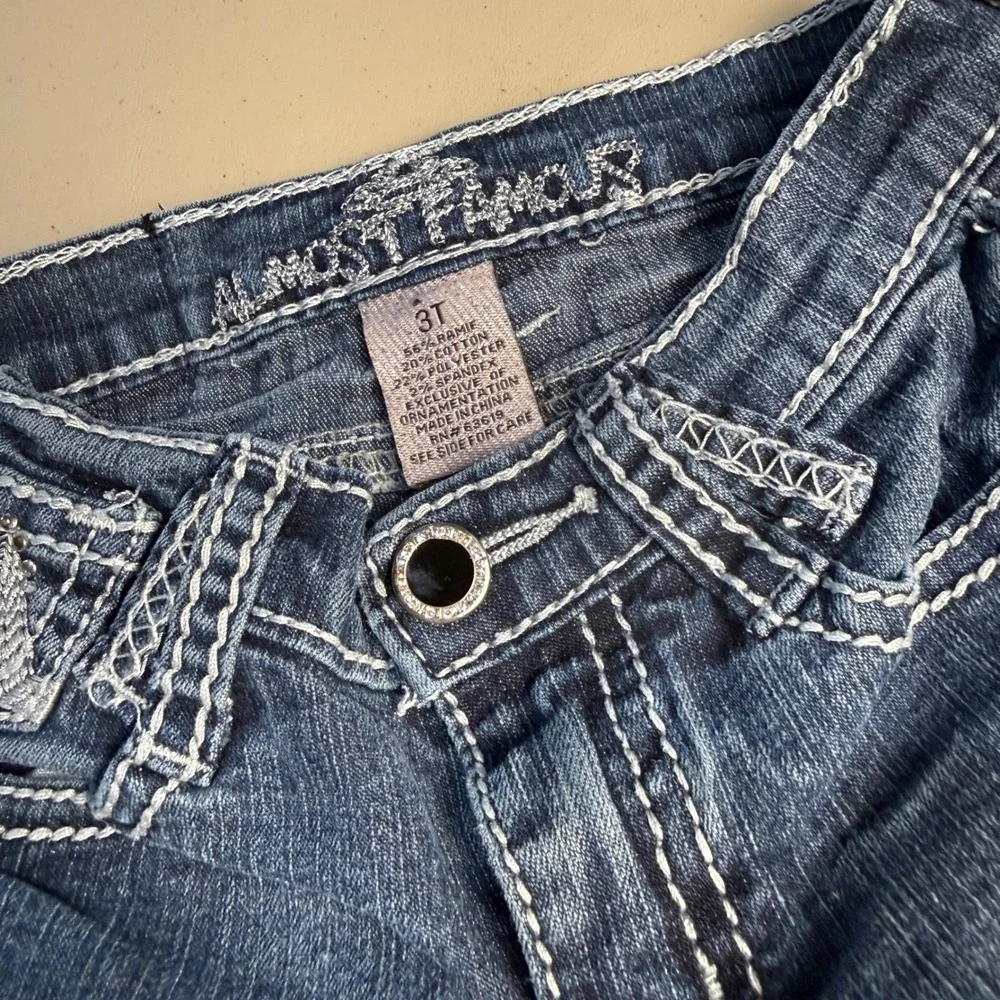 Almost Famous gently used