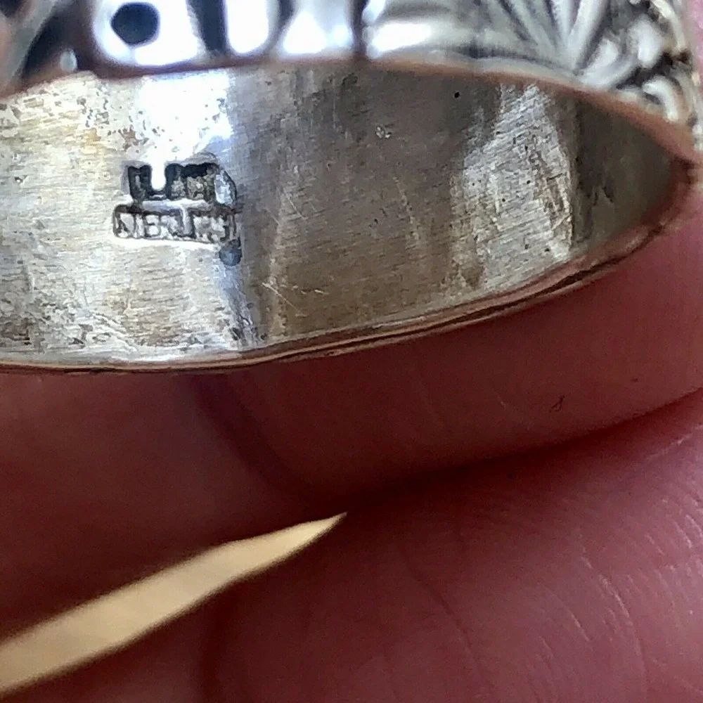 Navajo Horse Storyteller Mens Band Sz 13.5 Signed Becenti Sterling Wedding Ring