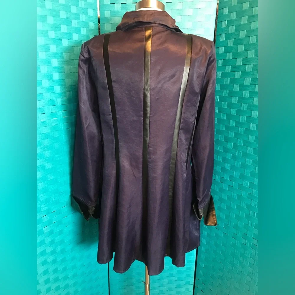 Fantazia like brand bust