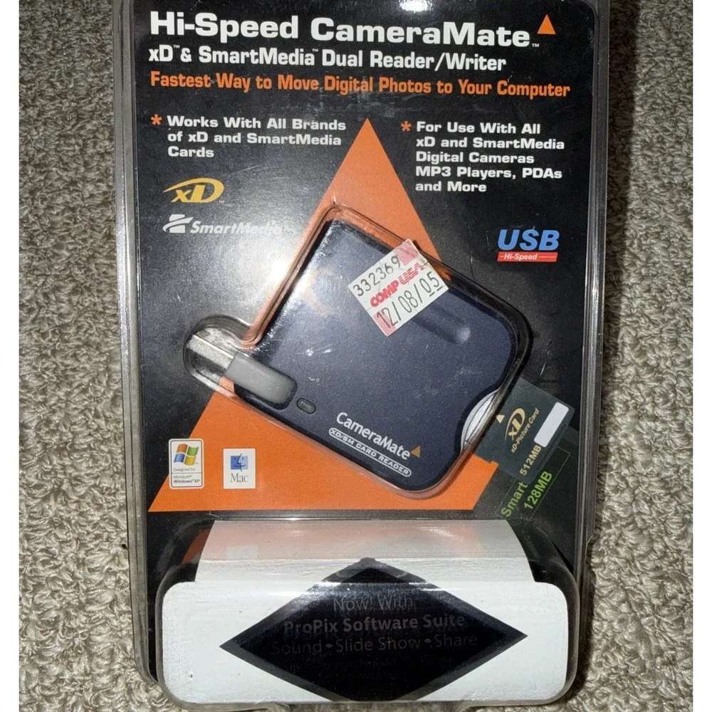 Zio‎ CameraMate memory stick reader / writer DM-25100