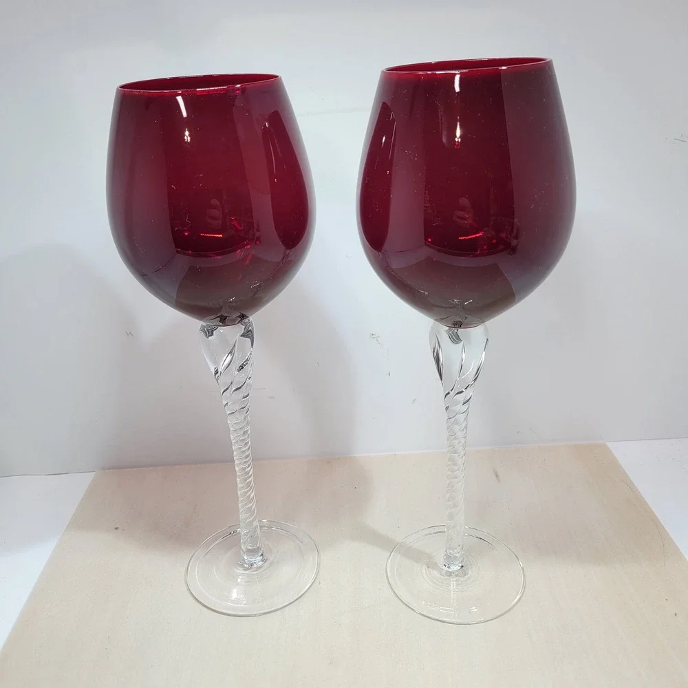 Set of 2 Large Red Wine Glasses Twisted‎ Clear Stems