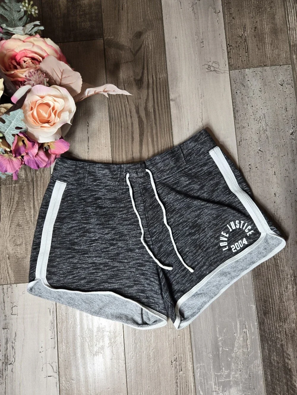 Justice Active Girl’s Gray Cozy Pull-on Shorts with White Trim Size XL 14-16